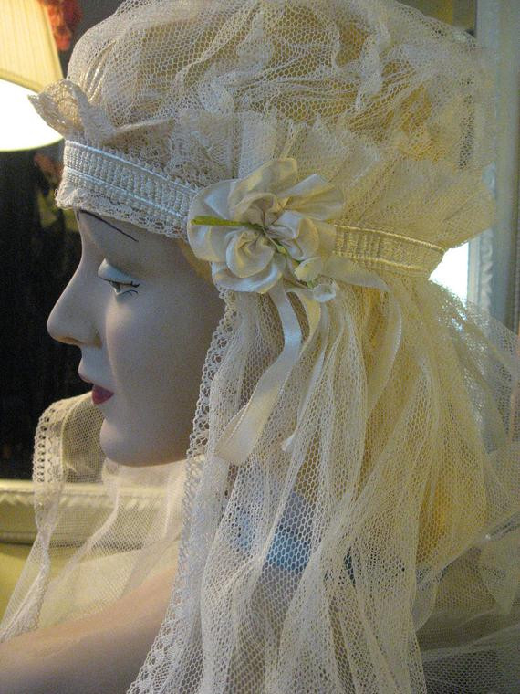 Wedding Veils Vintage Style
 Bonnet Style Wedding Veil Vintage 1920s