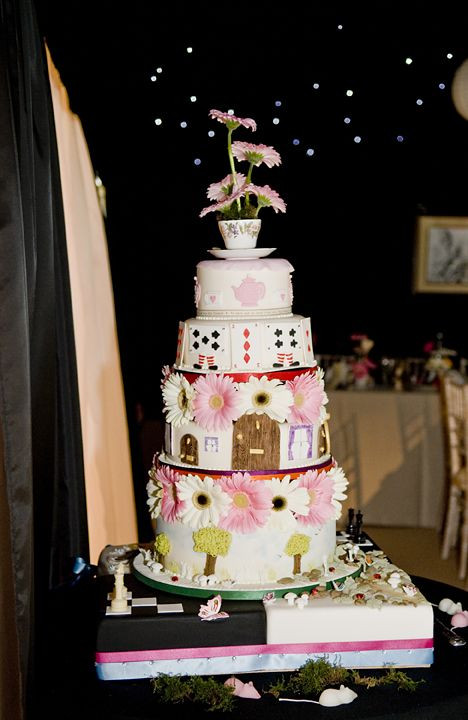 Wedding Wonderland Cakes
 114 best Alice In Wonderland Wedding Cakes images on
