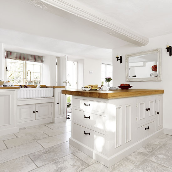 White Country Kitchen
 White country style kitchen with peninsula