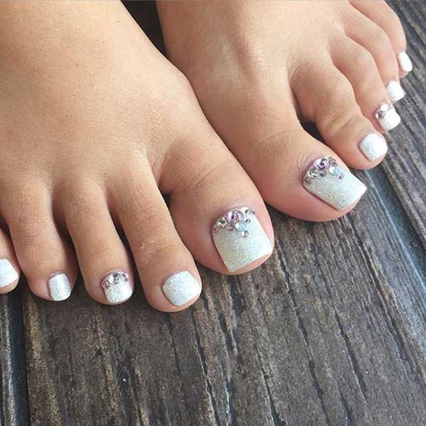 White Toe Nail Designs
 25 Eye Catching Pedicure Ideas for Spring