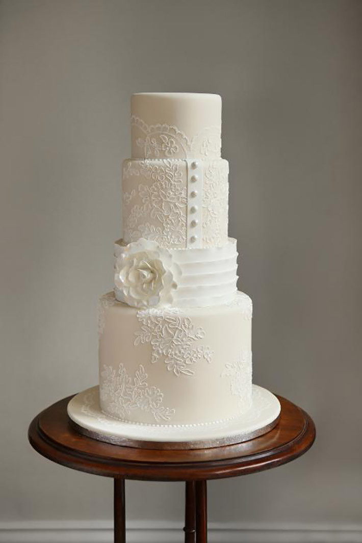 White Wedding Cakes
 White Wedding Cakes That Are Anything But Plain