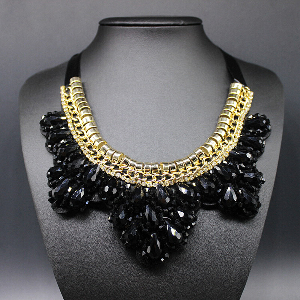 Wholesale Statement Necklaces
 Handmade Wholesale Resin Crystal Bead Statement Choker