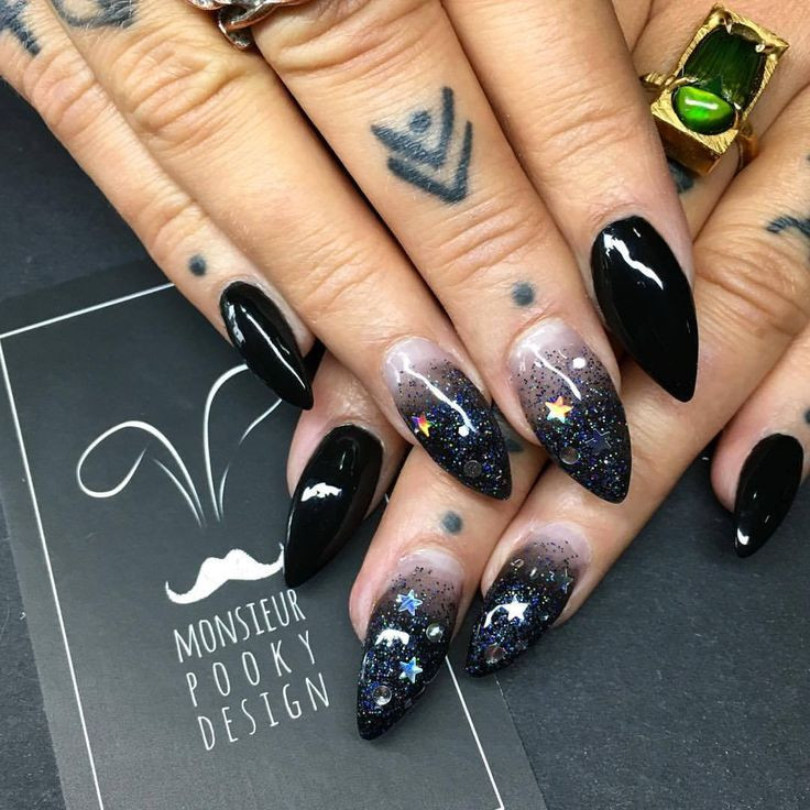 Witchy Nail Art
 Best 25 Witch nails ideas on Pinterest