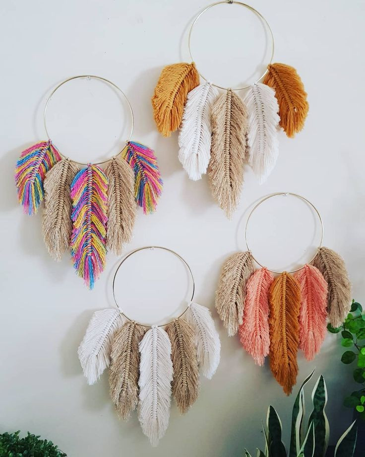 Yarn Craft Ideas For Adults
 Lovely DIY Inspiration Feathers from yarn DIY