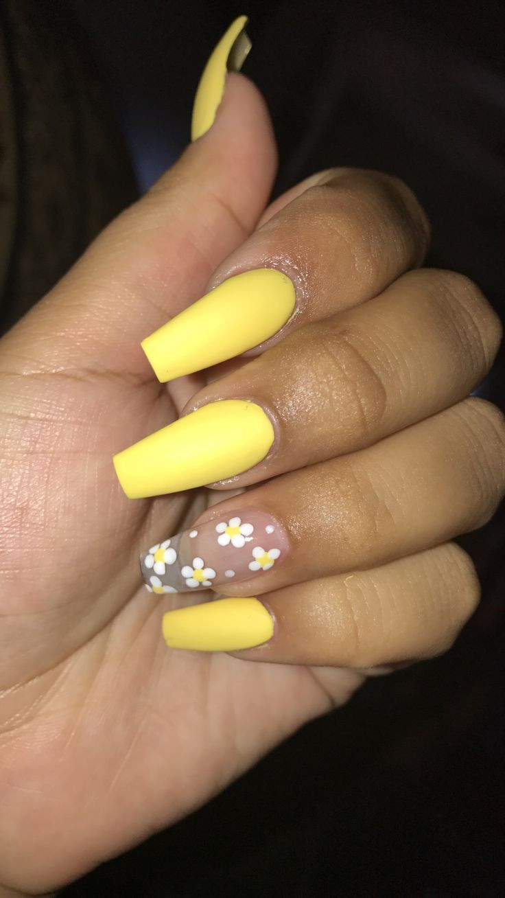 Yellow Nail Ideas
 yellow nails with sunflower design