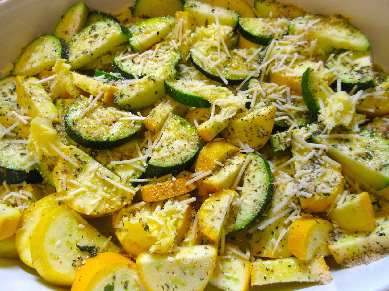 Baked Summer Squash Recipe
 baked summer squash and zucchini