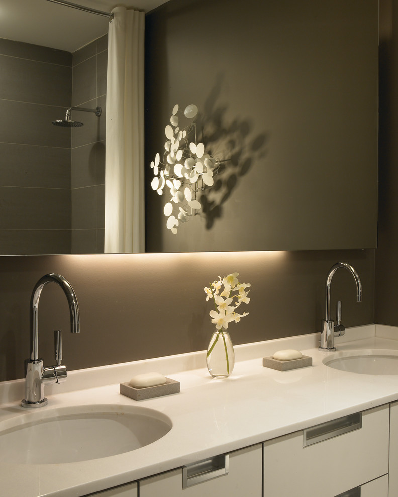 Bathroom Mirror Side Lights
 How To Pick A Modern Bathroom Mirror With Lights