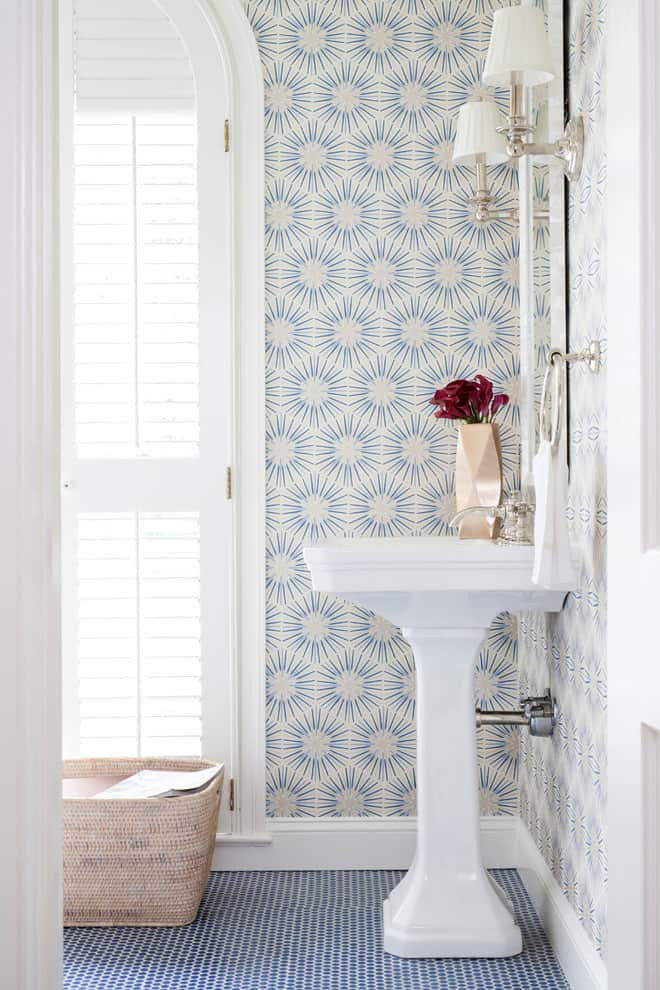 Blue Bathroom Wallpaper
 Lust Worthy Statement Bathroom Wallpapers