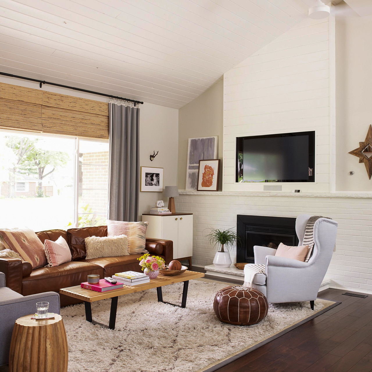 Brown Couches Living Room Ideas
 Our Favorite Ways to Decorate with a Brown Sofa