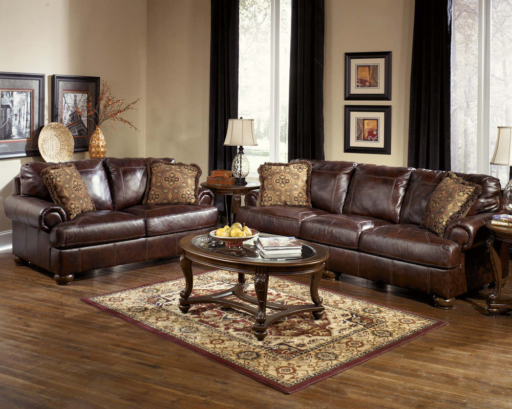 Brown Sectional Living Room Ideas
 19 Elegant Living Room Decorating Ideas With Brown Leather