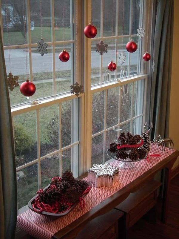 Cheap Christmas Decoration Ideas
 10 Inexpensive Ways Decorating Your Home For The
