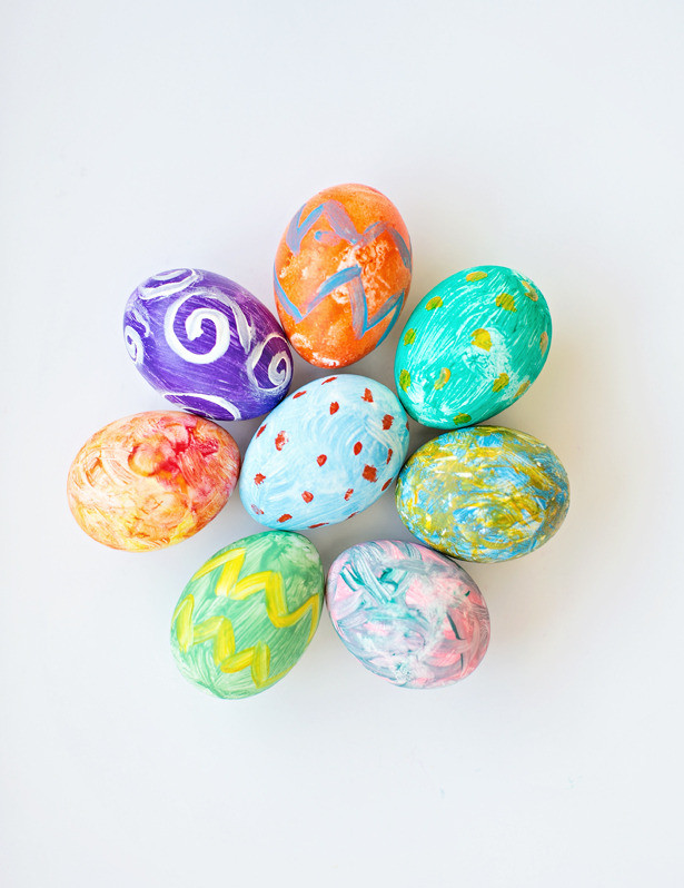 Color Easter Eggs Ideas
 17 cool Easter egg decorating ideas all about color