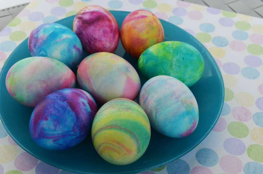 Coloring Easter Eggs With Food Coloring
 Frothy fun dyeing Easter eggs in shaving cream Houston