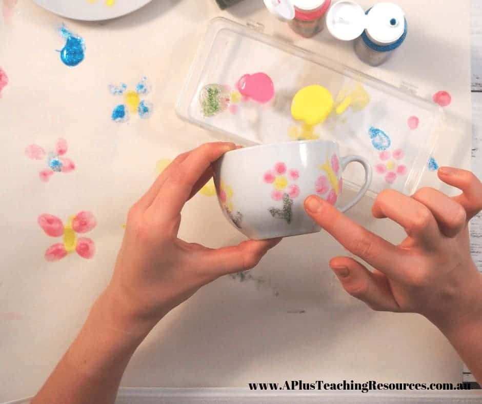 Crafts To Make For Mother's Day
 EASY To Make Mother s Day Fingerprint Flower Cup with Saucer