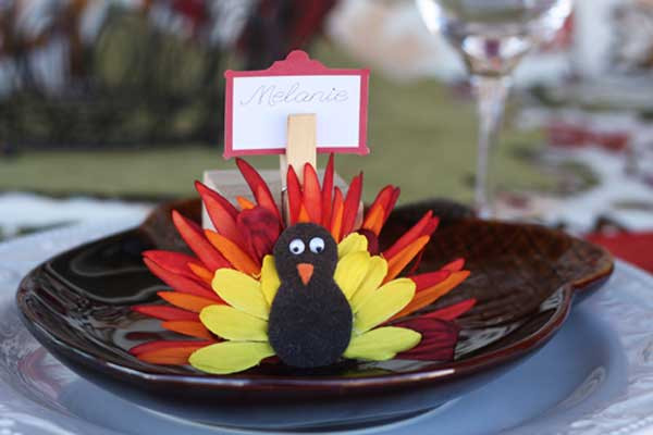 Diy Thanksgiving Card
 24 Simple DIY Ideas for Thanksgiving Place Cards