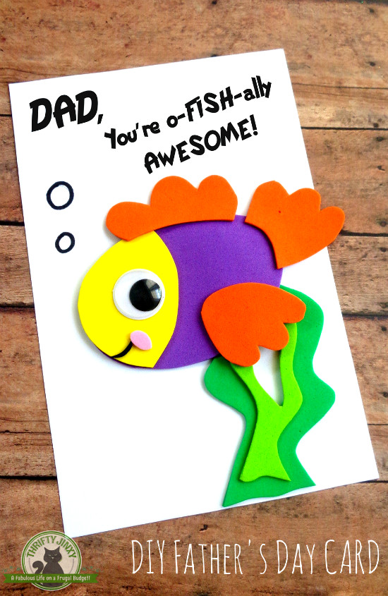 Easy Fathers Day Crafts
 This DIY Father s Day Card Craft is fun and easy t…