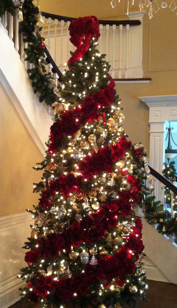 Elegant Christmas Tree Decorating Ideas
 Elegant Spiral How to Recreate Tiki Barber s Christmas