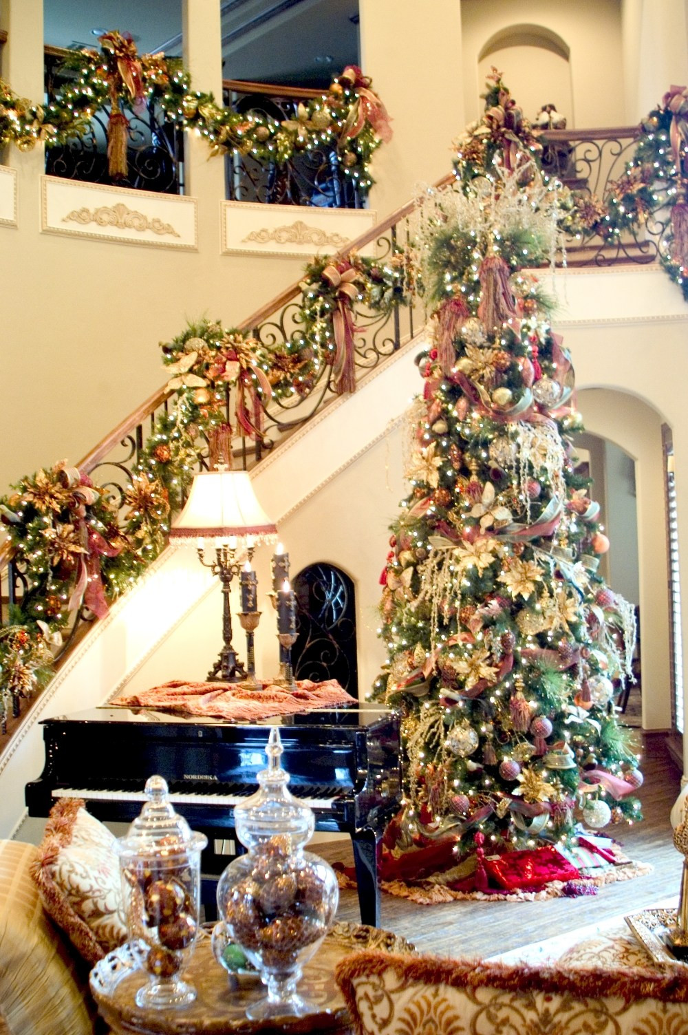 Elegant Christmas Tree Decorating Ideas
 50 Christmas Decorations For Home You Can Do This Year