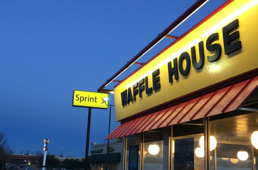 Fast Food Open On Memorial Day
 Is Waffle House open on Memorial Day