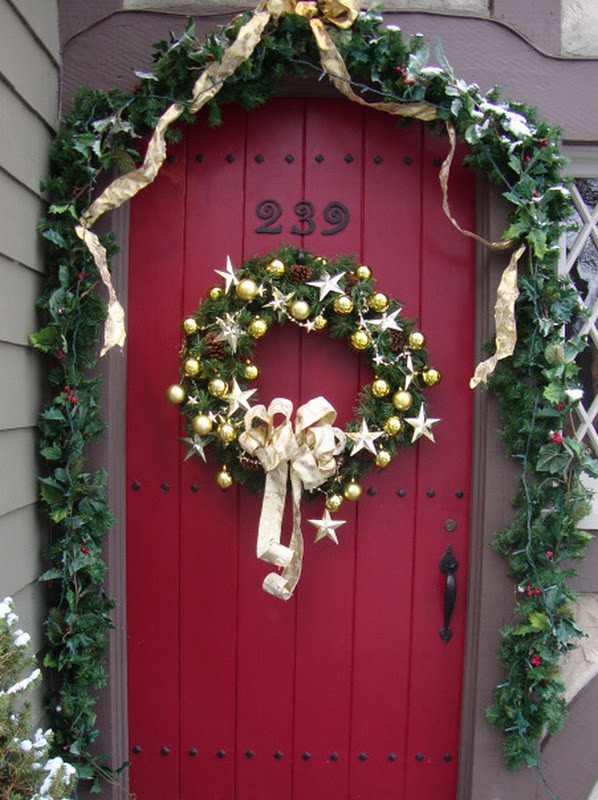Front Door Christmas Decor Ideas
 ImagineCozy Decorating the Front Door for the Holidays