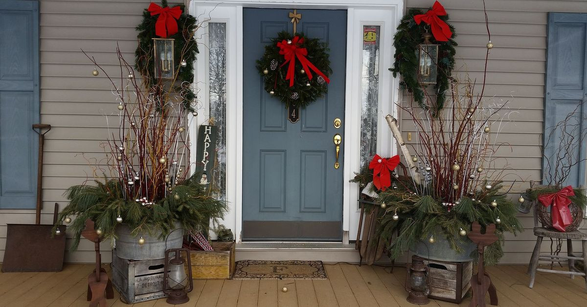 Front Porch Christmas Decorations
 How I Dressed up My Front Porch for Christmas and the