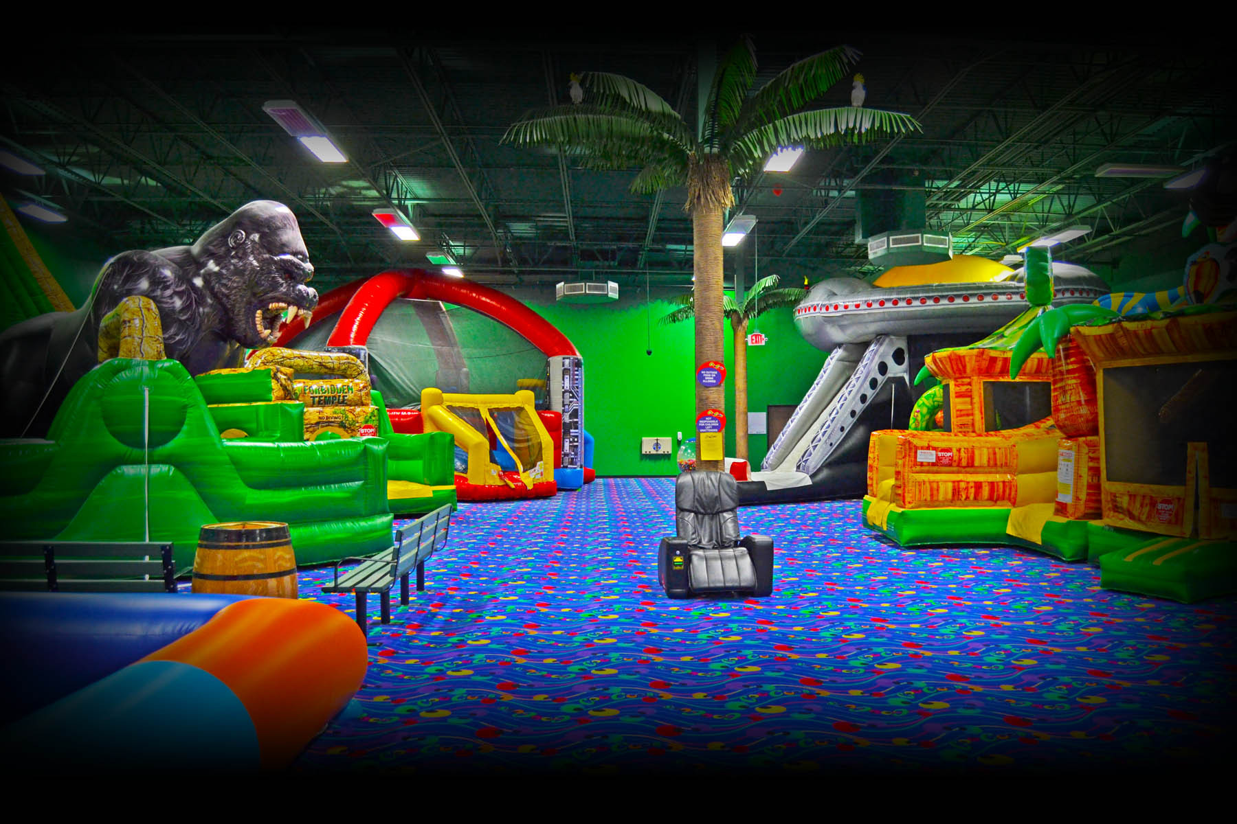 Kids Indoor Bounce House
 CooCoos Where kids can e have a CRAZY fun time