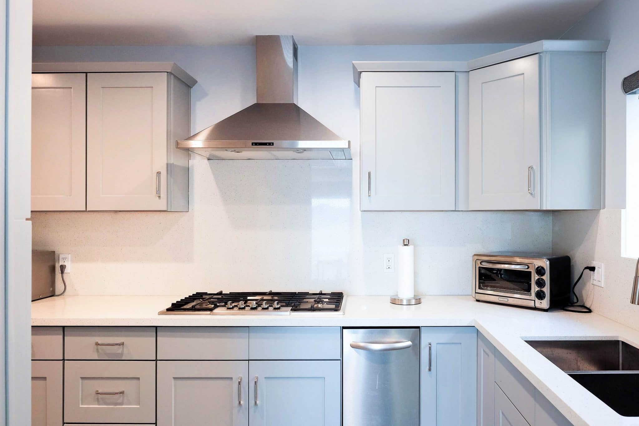 Kitchen Remodeling Blogspot
 Warmth & Neutrality bined Gray Kitchen Cabinets Best