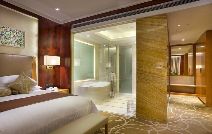 Master Bedroom And Bathroom
 Master Bedrooms with luxury bathrooms