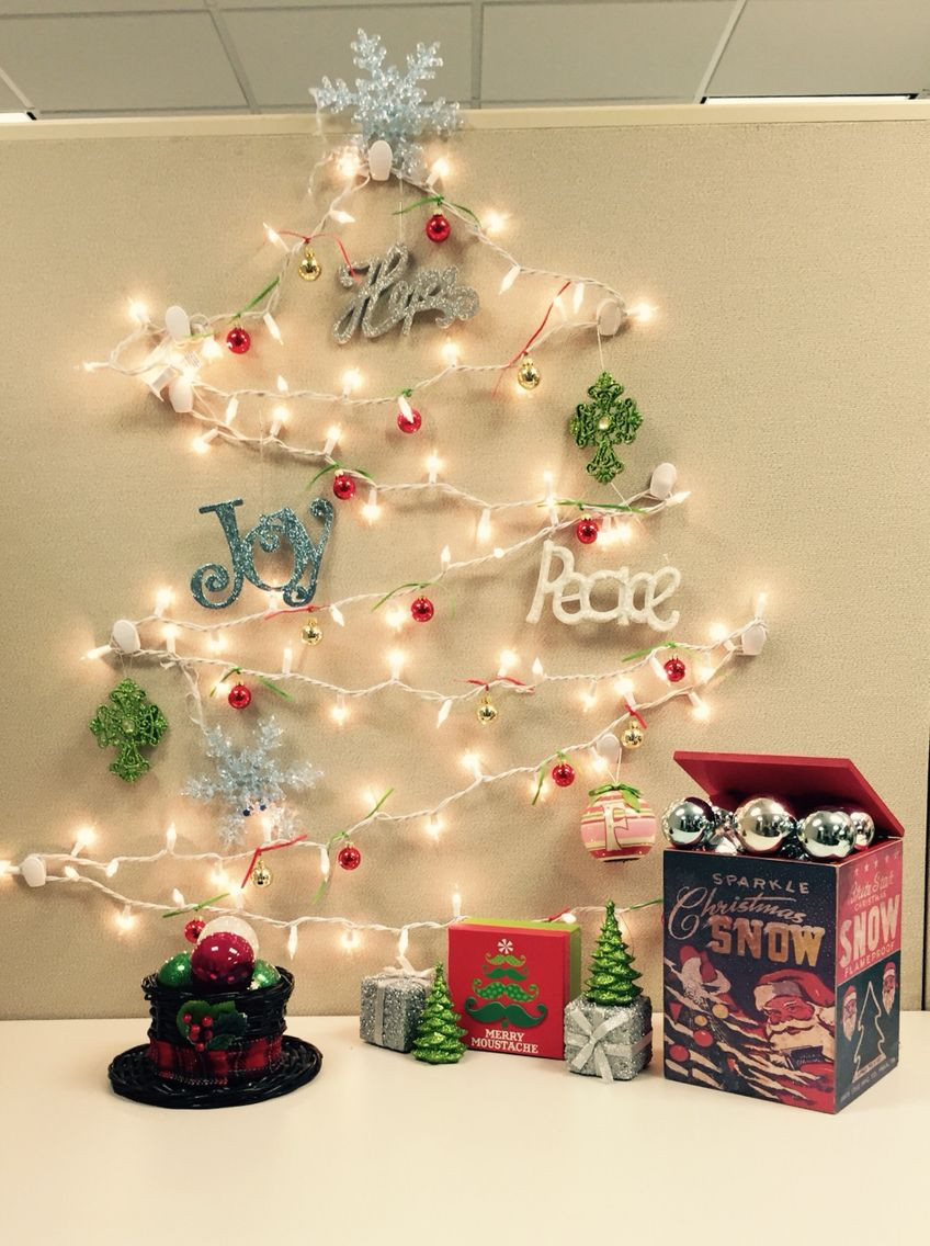 Office Cubicle Christmas Decorating Ideas
 Cubical Christmas Decorating for the office …