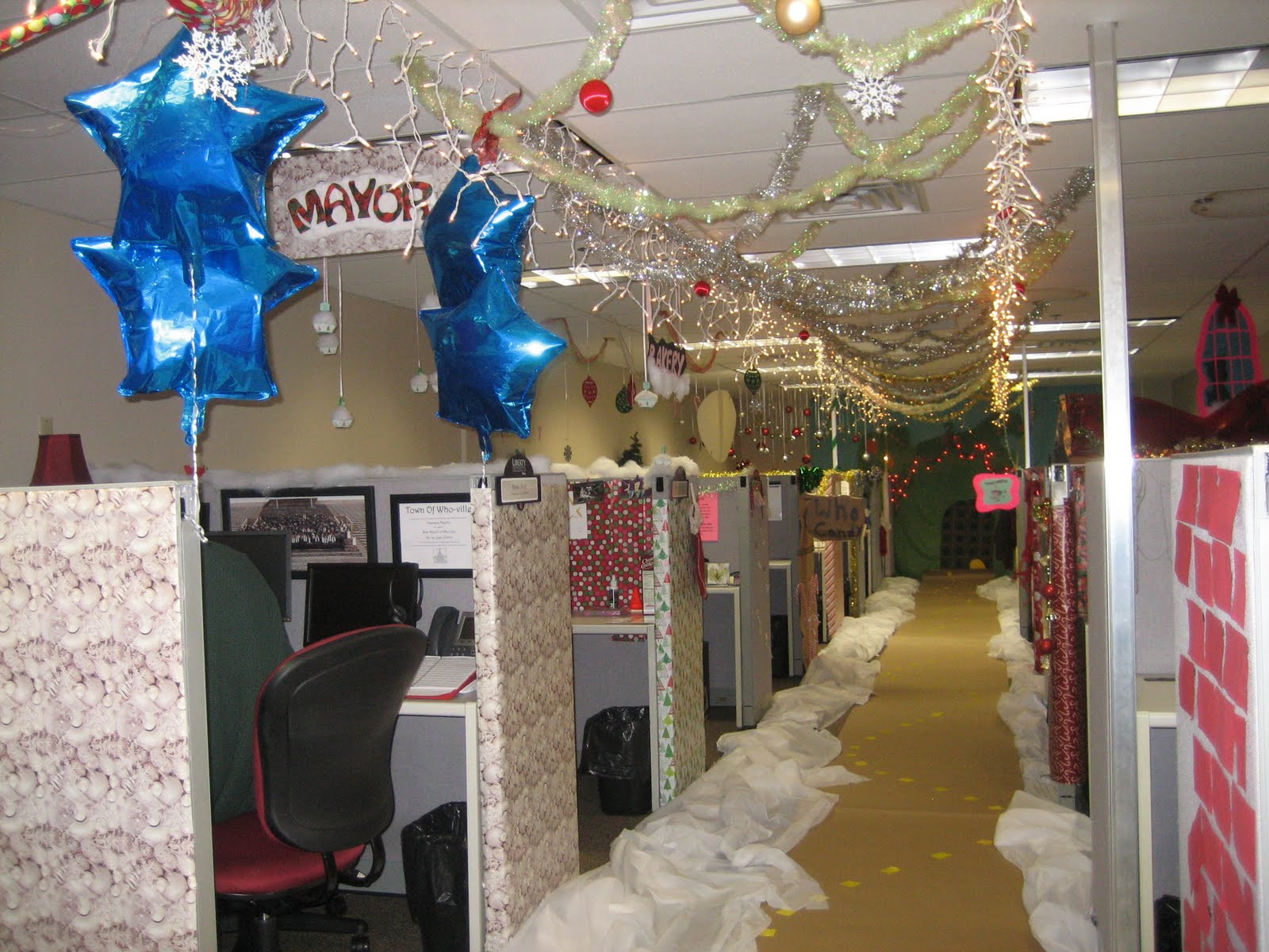 Office Cubicle Christmas Decorating Ideas
 25 Stunning fice Christmas Decorations Ideas