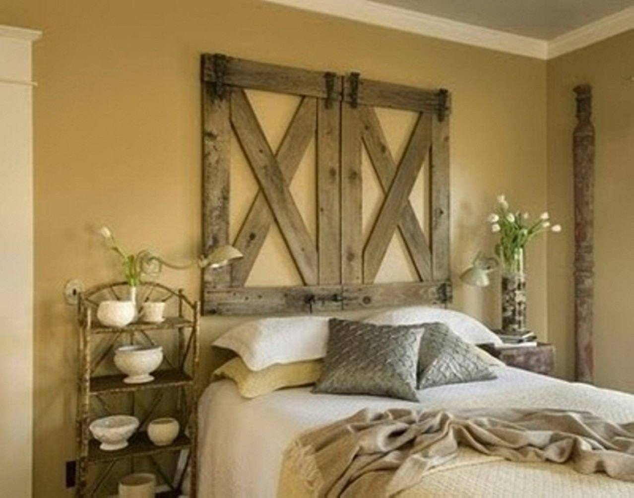 Rustic Bedroom Wall Art
 Adding Wall Decor Ideas The Way to Beautify Your Room