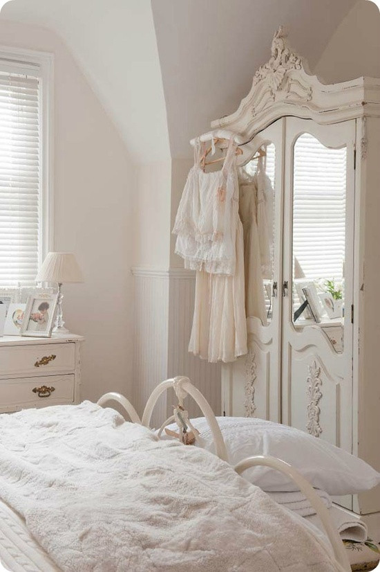 Shabby Chic Bedroom
 Cute Looking Shabby Chic Bedroom Ideas