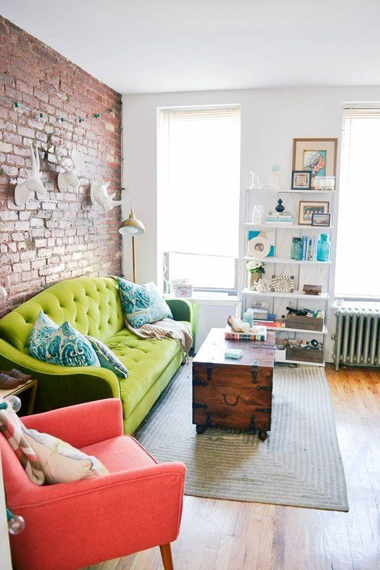 Small Apartment Living Room
 27 Daring Red And Green Interior Décor Ideas DigsDigs