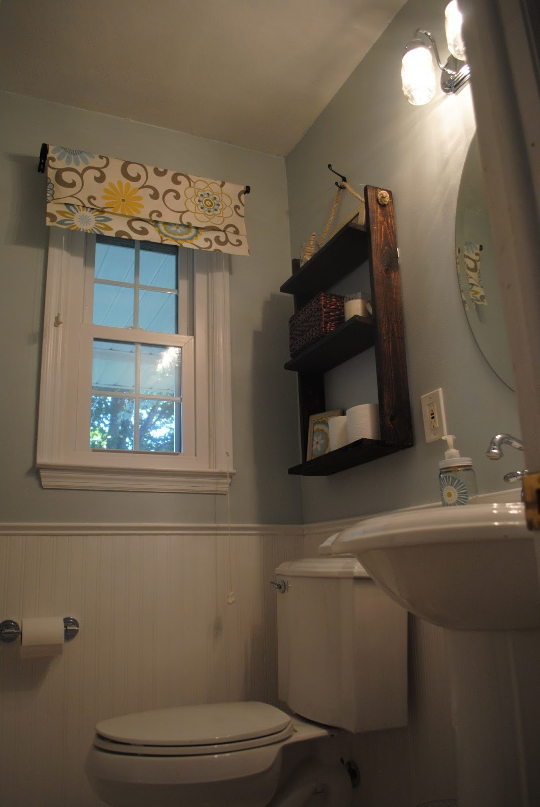 Small Bathroom Makeovers
 Two It Yourself REVEAL $100 Small Bathroom Makeover