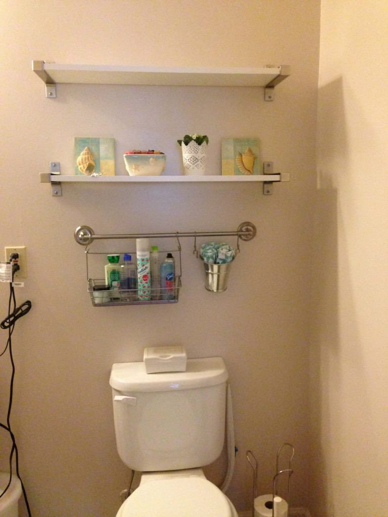 Small Bathroom Space Savers
 6 Space Savers for Small Bathrooms