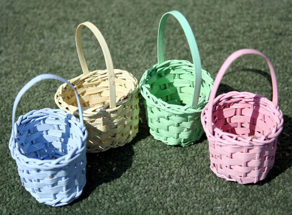 Small Easter Gifts
 Baskets Statuary Place line Store