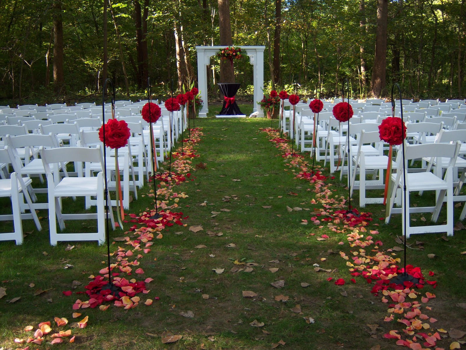 Small Wedding Ideas For Fall
 Weddingspies Fall Outdoor Wedding