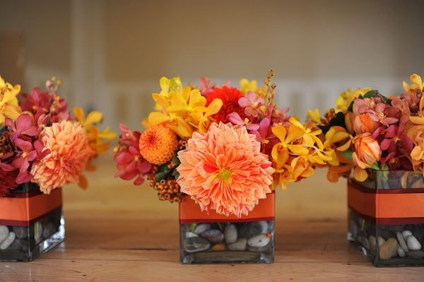 Small Wedding Ideas For Fall
 Beautiful small fall arrangement