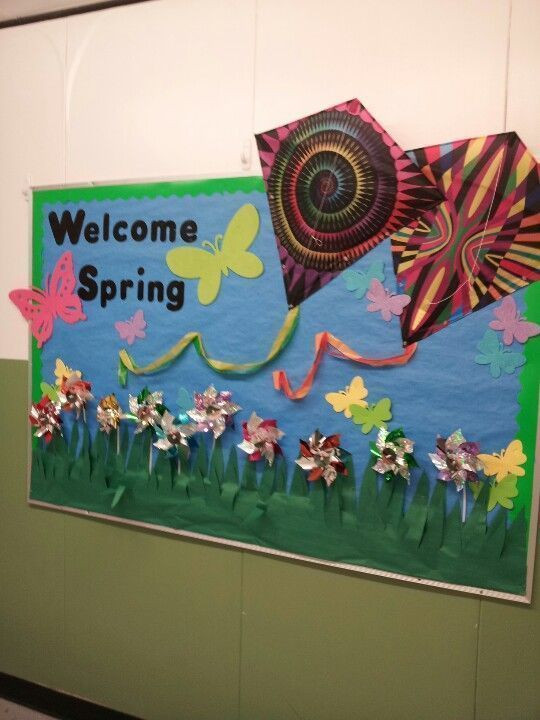 Spring Ideas Bulletin Boards
 Spring bulletin board idea Could do book covers for kites
