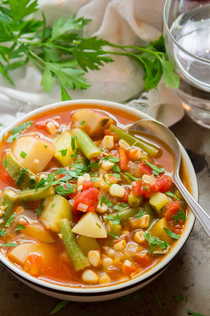 Summer Vegetable Soup Recipe
 Easy Summer Ve able Soup Connoisseurus Veg