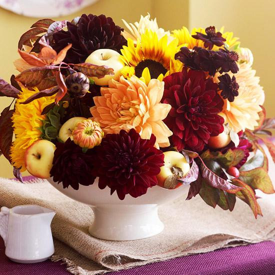 Thanksgiving Flower Arrangement
 25 Fall Flower Arrangements Thanksgiving Table