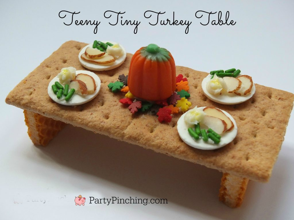Thanksgiving Party Food
 tiny teeny graham cracker Thanksgiving Table cute