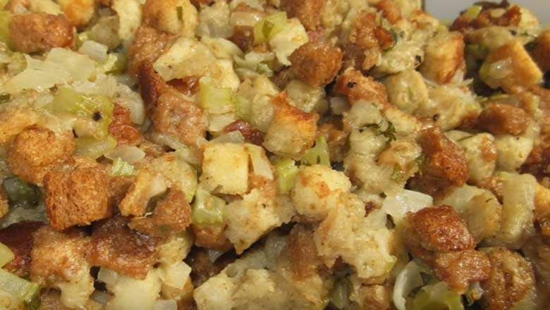 Traditional Thanksgiving Dressing Recipe
 How to Make Bread Stuffing Recipe for Thanksgiving Table