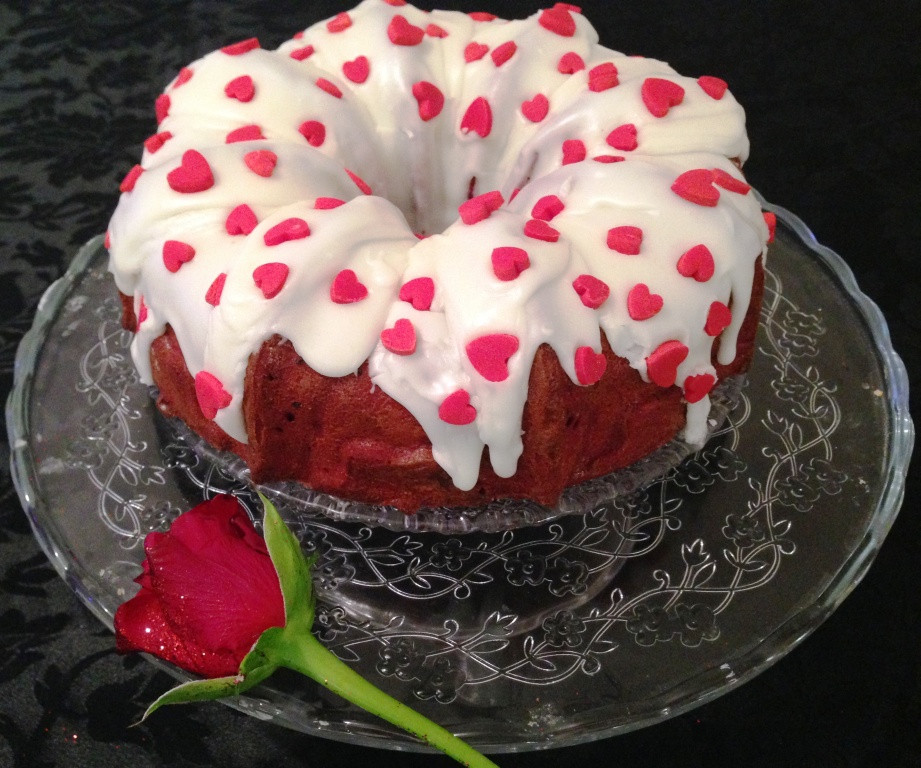 Valentines Day Cake Ideas
 Valentine’s Day Hidden Heart Design Red Velvet Bundt Cake