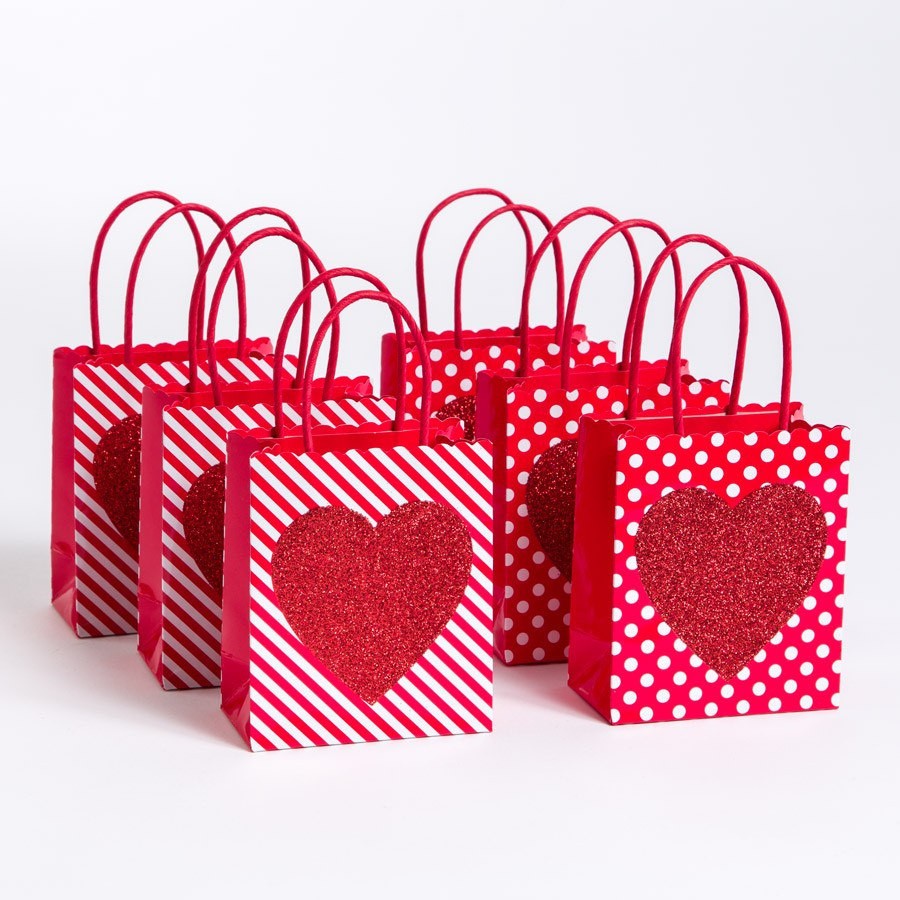Valentines Day Gift Bags
 Red & White Valentine Treat Bags Set of 6 Valentine s