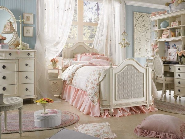 White Shabby Chic Bedroom Furniture
 Shabby sheek or Shabby Chic bedroom design ideas