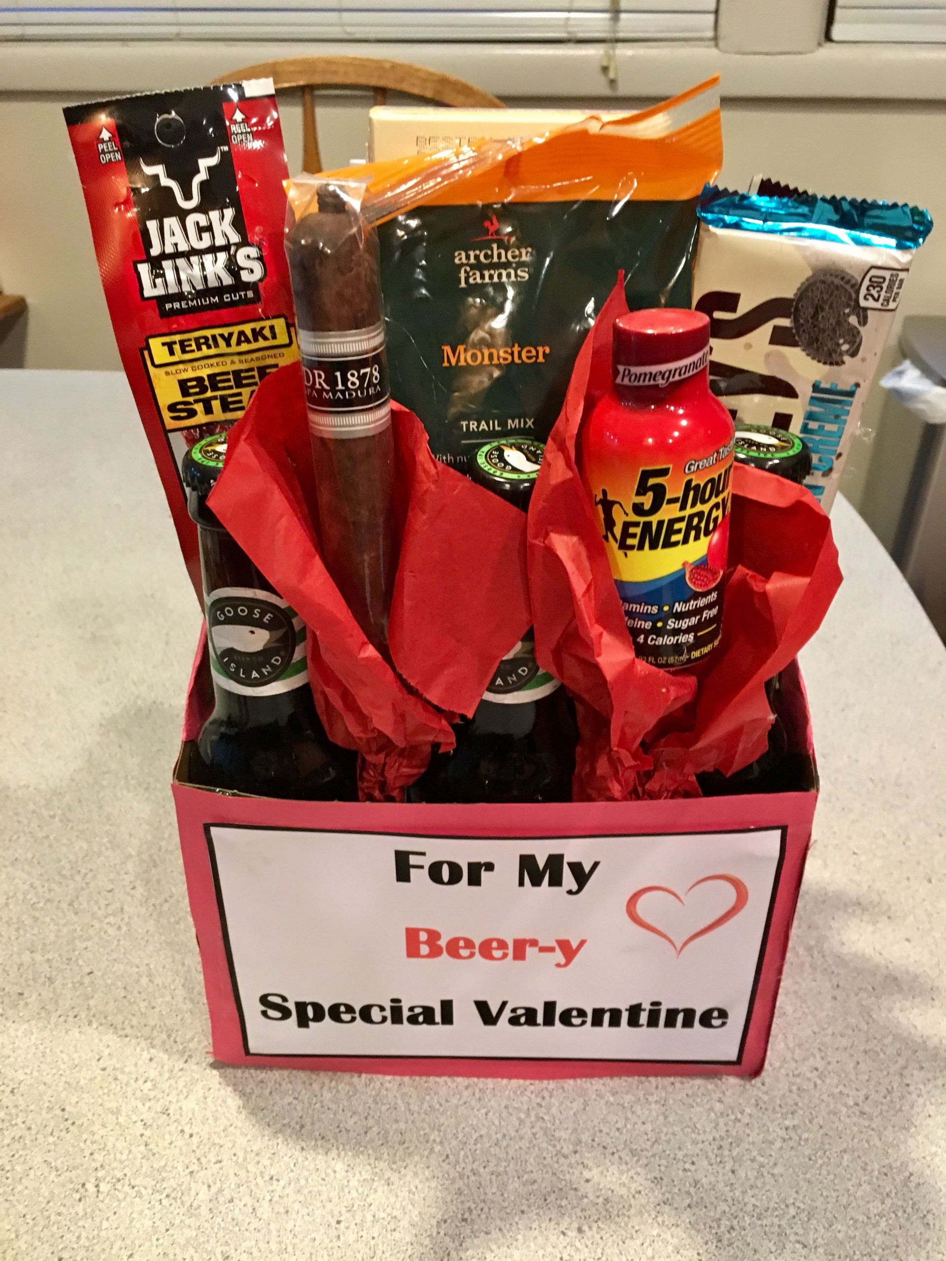 Cheap Valentines Gift Ideas For Guys
 Men Valentines Day Gifts 21 Unique Valentine s Day Gift