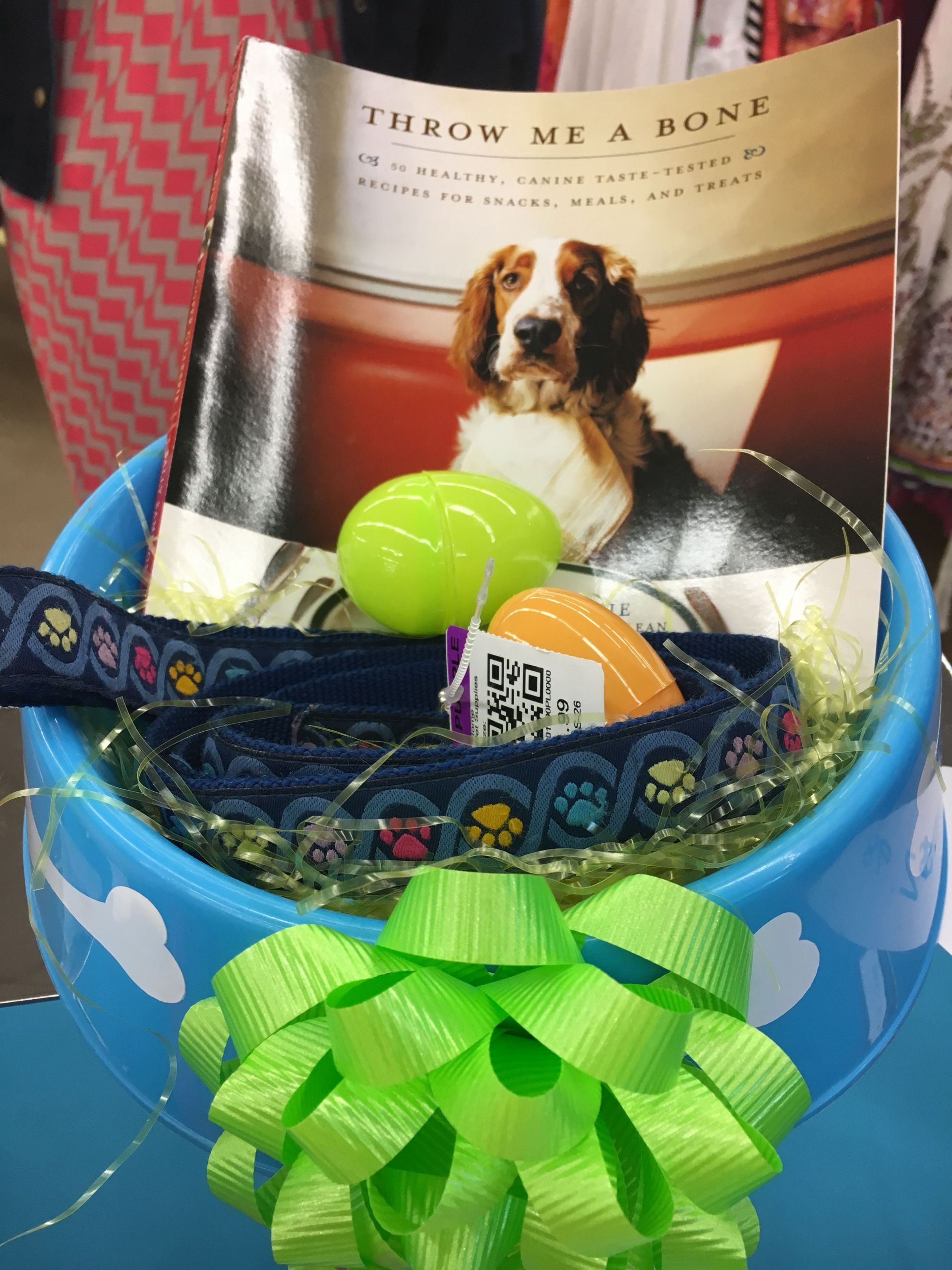 Easter Basket Ideas For Dogs
 WOOF Easter Basket for The Puppy