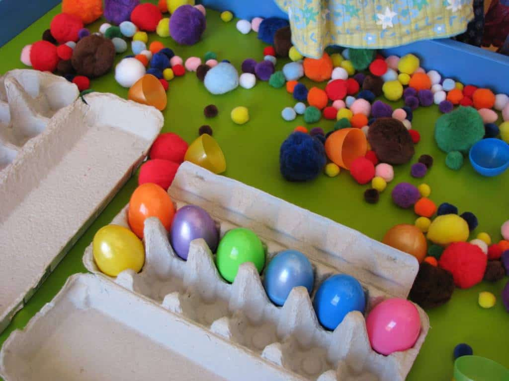 Easter Play Ideas
 Easter Sensory Play Table
