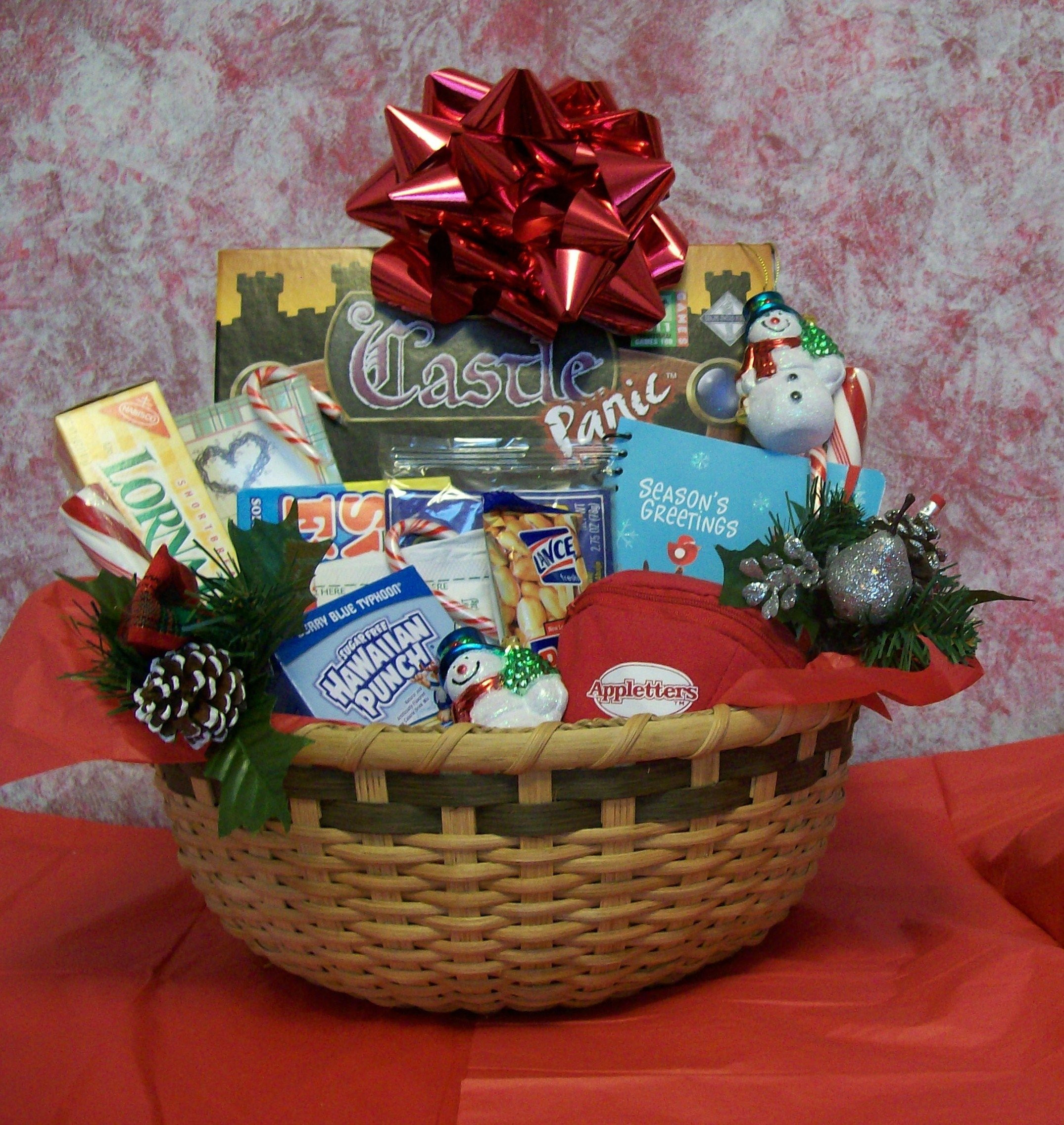 Gift Ideas For Couple
 10 Stylish Christmas Gift Basket Ideas For Couples 2020